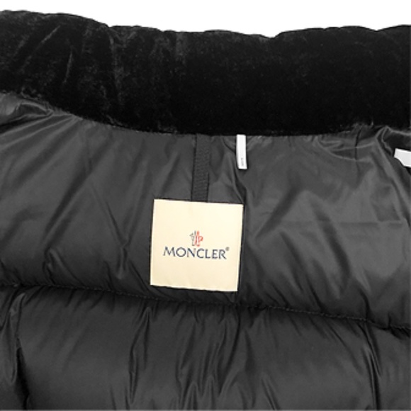 Moncler Labbe Printed Velvet Puffer Coat - Picture 10 of 14